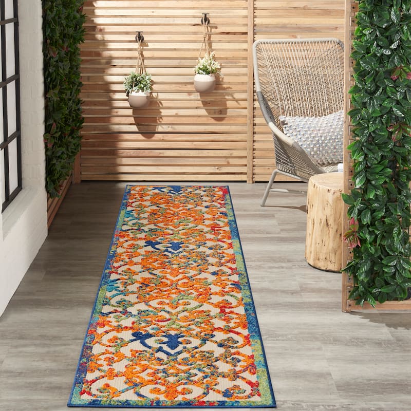 Nourison Aloha Transitional Scroll Indoor/Outdoor Damask Rug