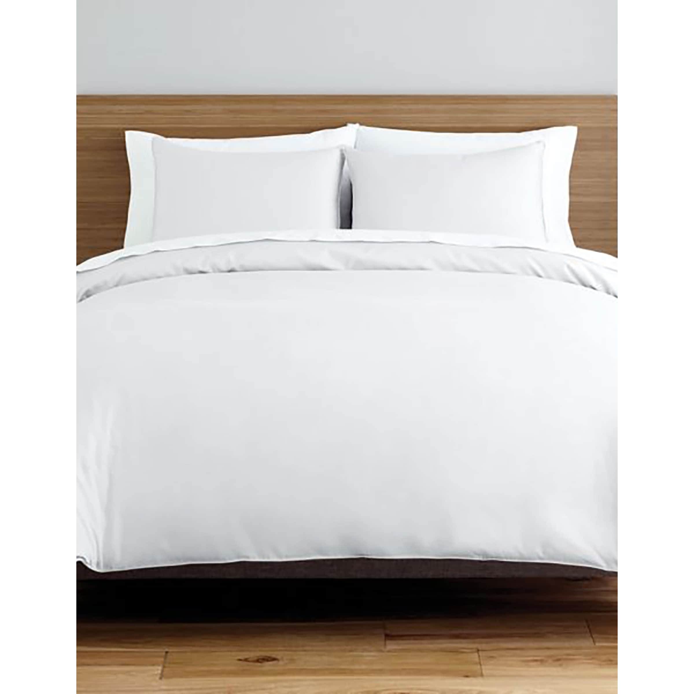 https://ak1.ostkcdn.com/images/products/is/images/direct/dc9c76997d7c6f2f6a281467797820df1ee8a687/Nestwell-450TC-Duvet-Set.jpg