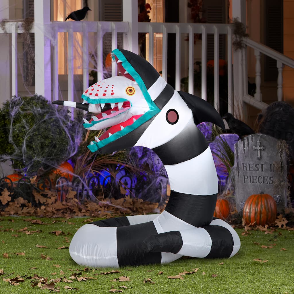 Airblown Inflatable Beetlejuice Sandworm