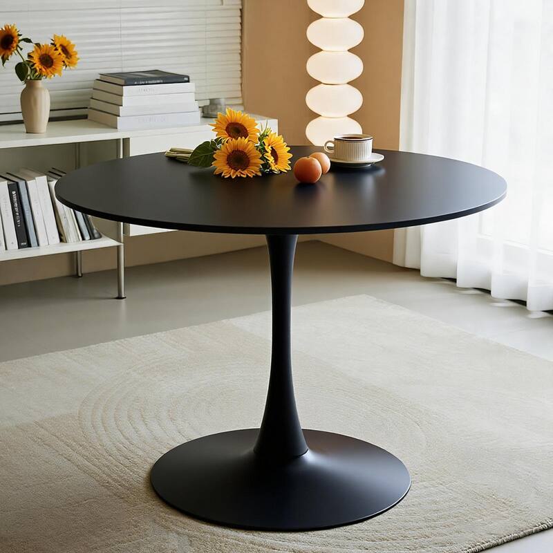 White Round Dining Table, Equipped with an elegant tulip-shaped metal base and a 31.5-inch medium-density fiberboard tabletop