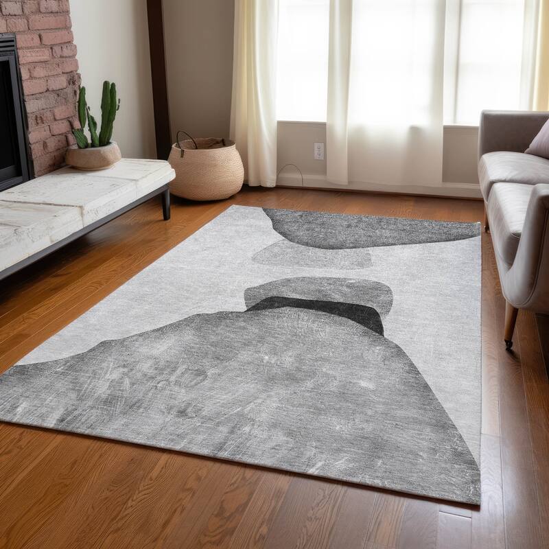 Machine Washable Indoor/ Outdoor Modern Abstract Chantille Rug