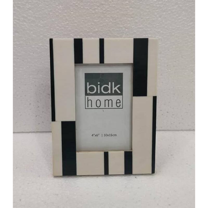 Resin Frame Black and White - BLACK & WHITE - 4x6