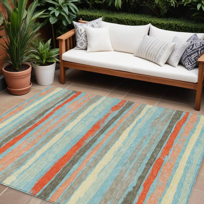 HomeRoots Striped Transitional Rectangle Outdoor Rug - 8' X 10'