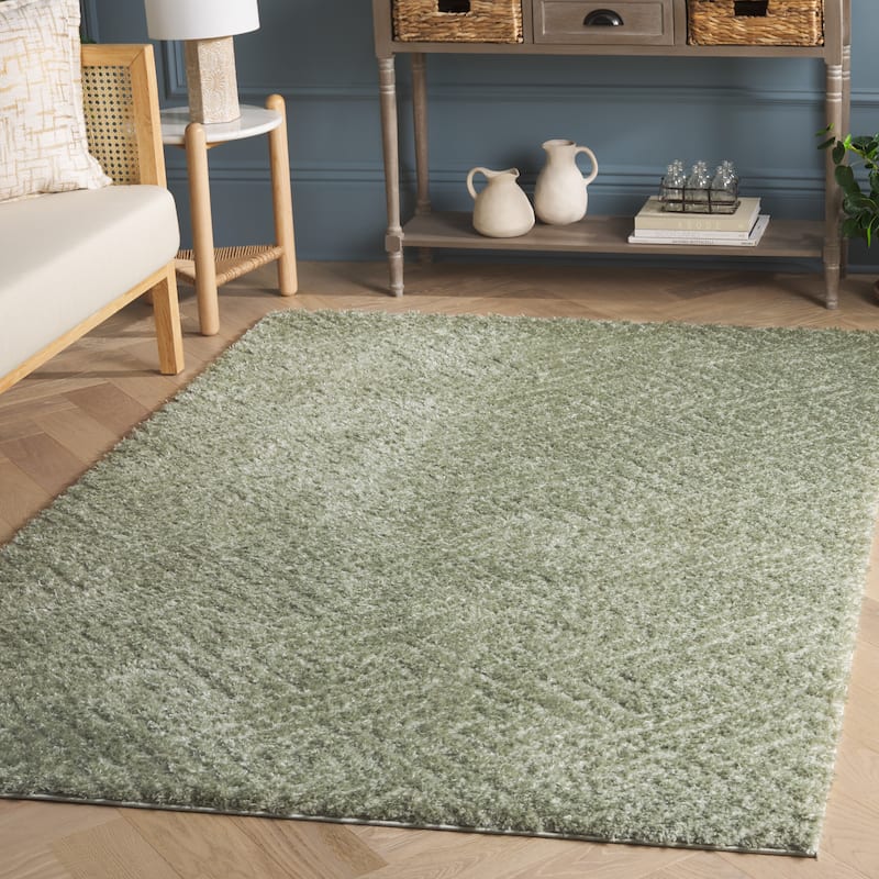 SAFAVIEH Tahoe Shag Nieki Geometric 1.2-inch Thick Rug - 6'7" x 8'7" - Sage - Rectangle