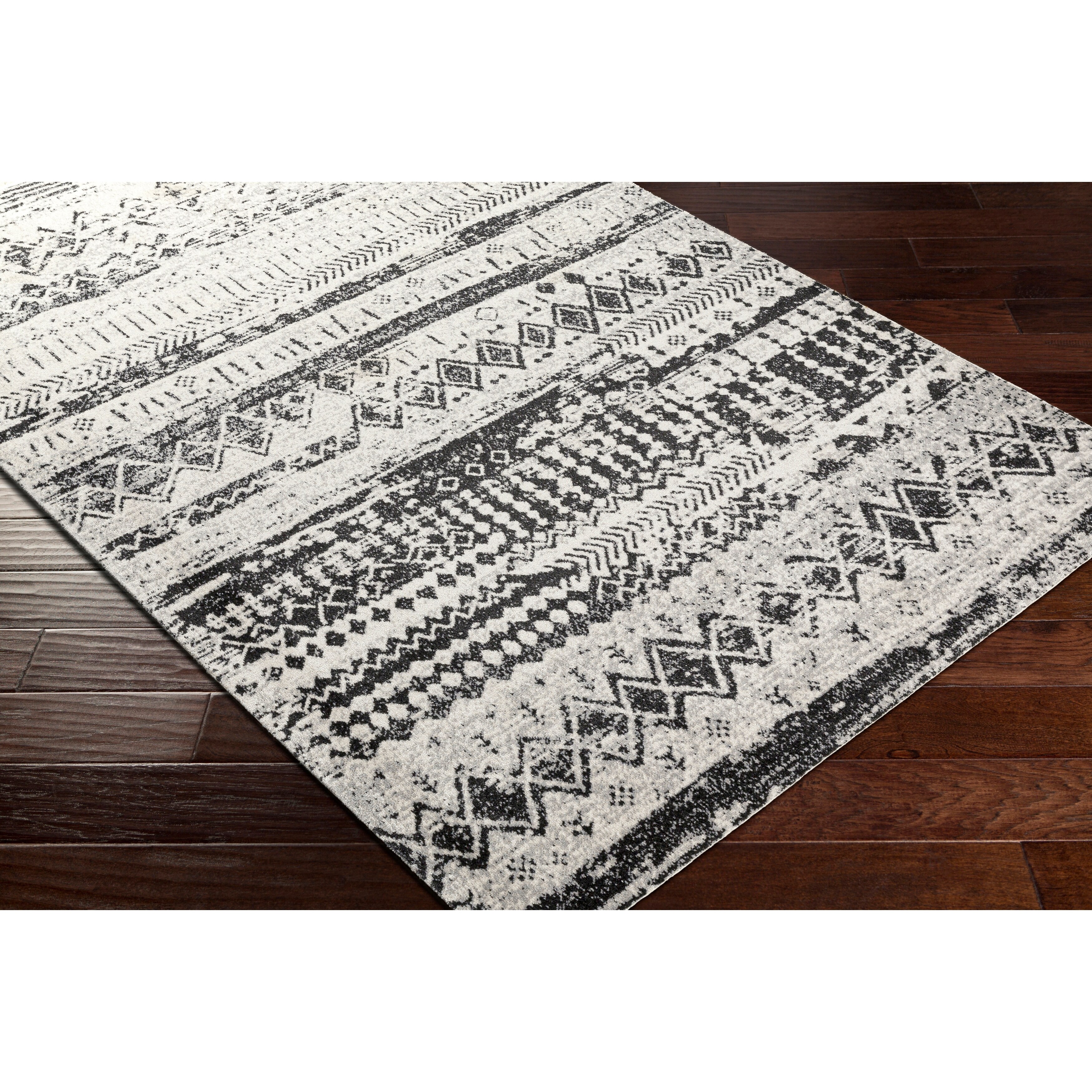 https://ak1.ostkcdn.com/images/products/is/images/direct/dcb3c916925db85058d02dcef5a921202e6c074c/Trina-Bohemian-Machine-Washable-Area-Rug.jpg