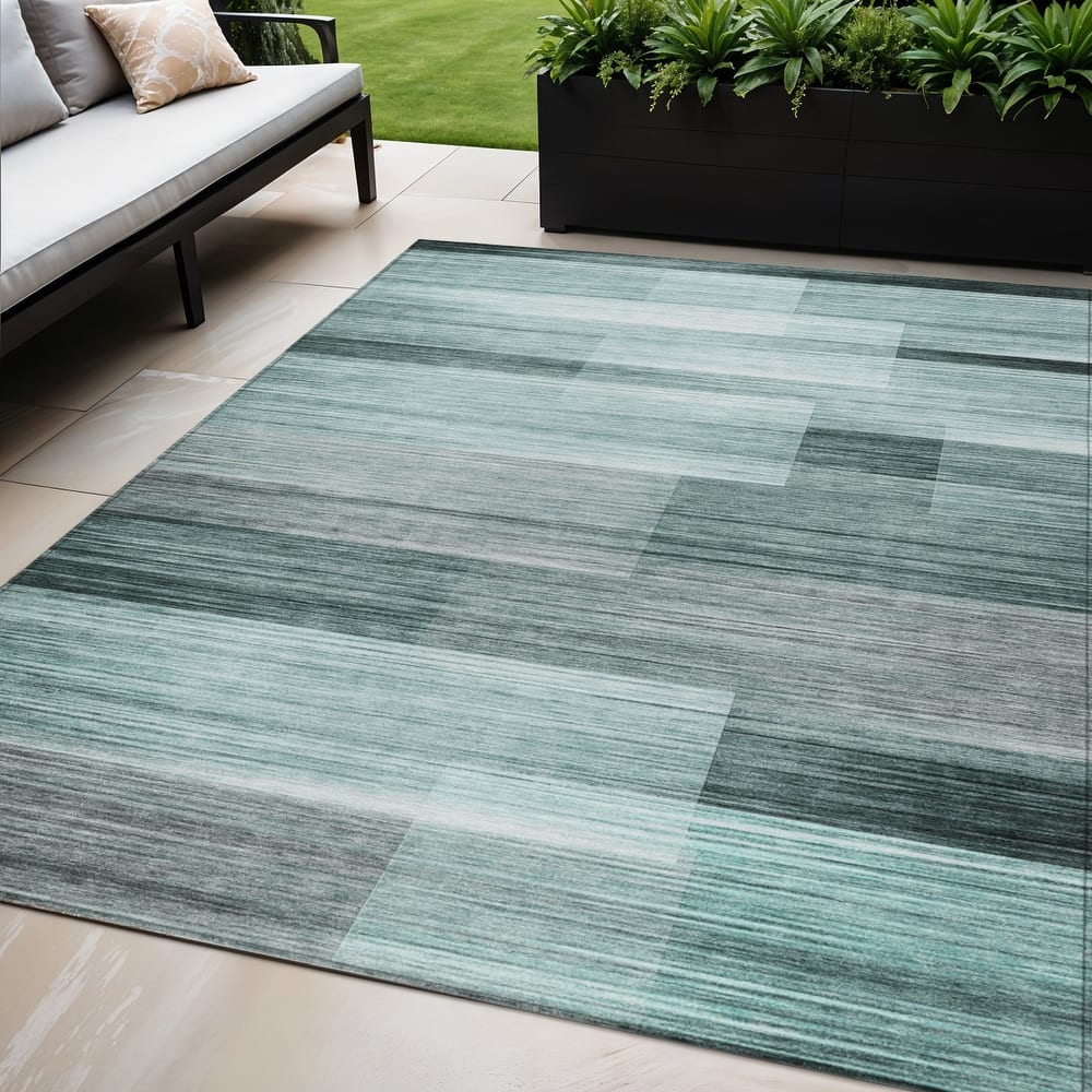 HomeRoots Striped Transitional Rectangle Outdoor Rug