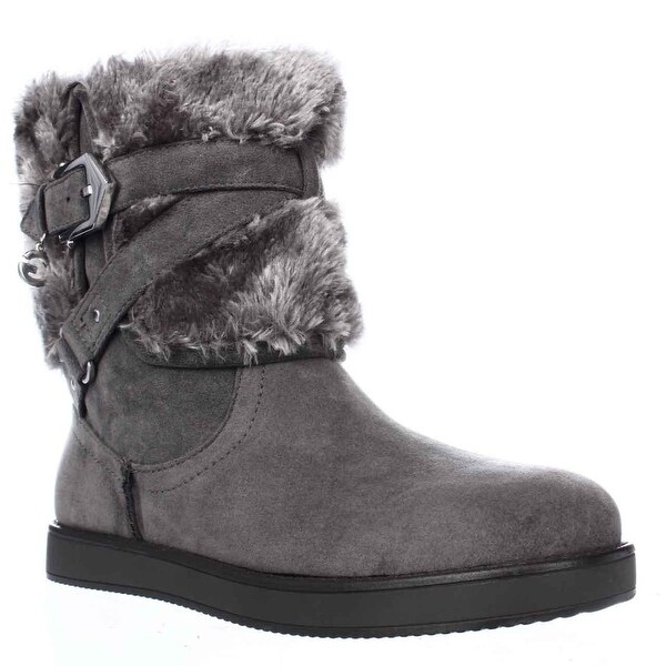 short fuzzy boots
