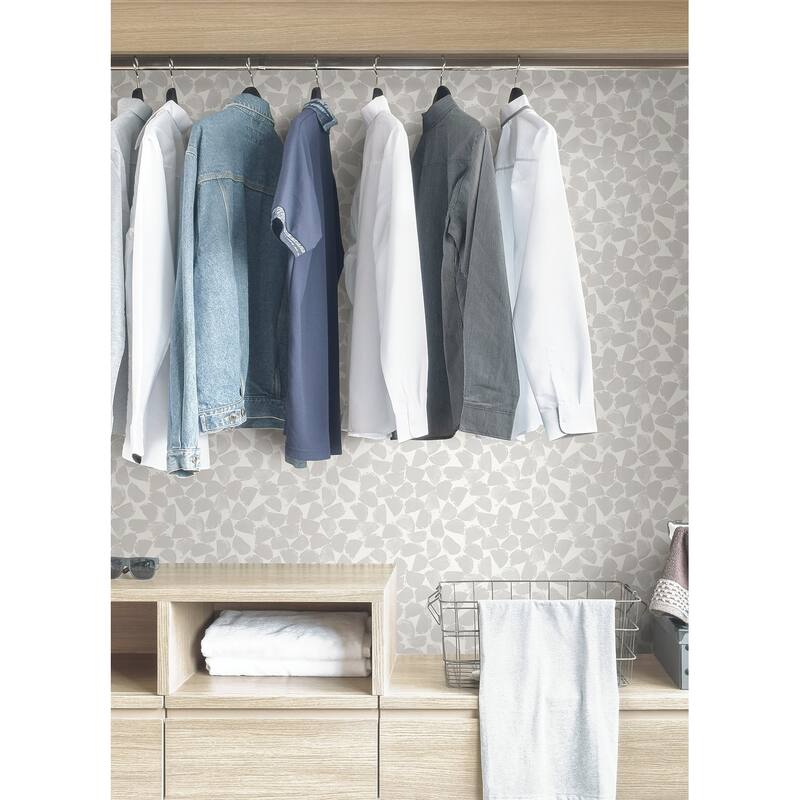 InHome Bliss Print Grey Peel and Stick Wallpaper