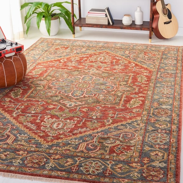SAFAVIEH Hand-Knotted Samarkand Hania Traditional Wool Rug - Bed Bath ...