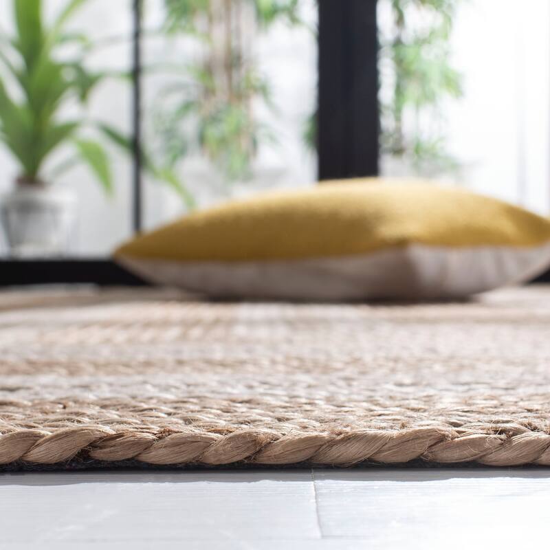 SAFAVIEH Natural Fiber Reva Jute Rug
