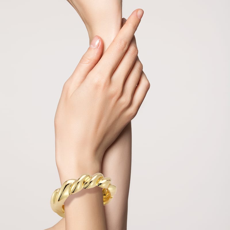 Chloe & Madison Bold Twist Bangle Bracelet