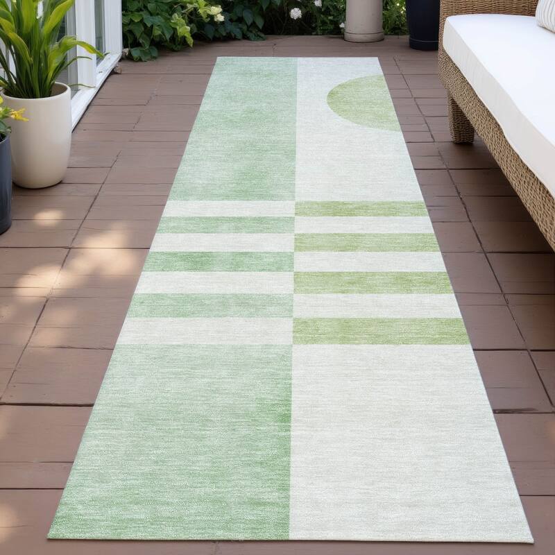 Machine Washable Indoor/Outdoor Modern Fusion Chantille Rug - Green - 2'3" x 7'6"