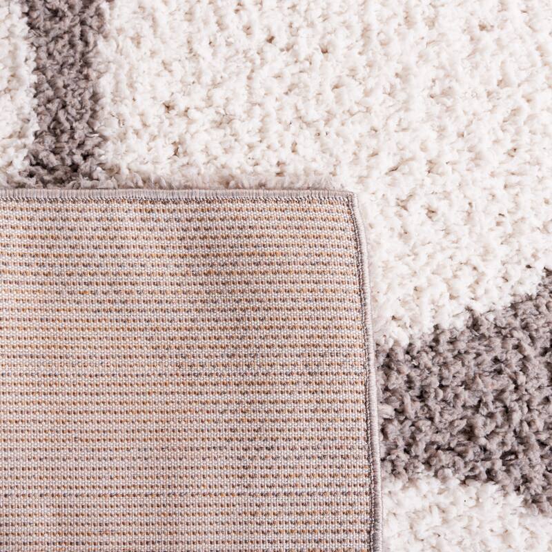 SAFAVIEH Calico Shag Kantha Geometric Dot 1.5-inch Thick Rug