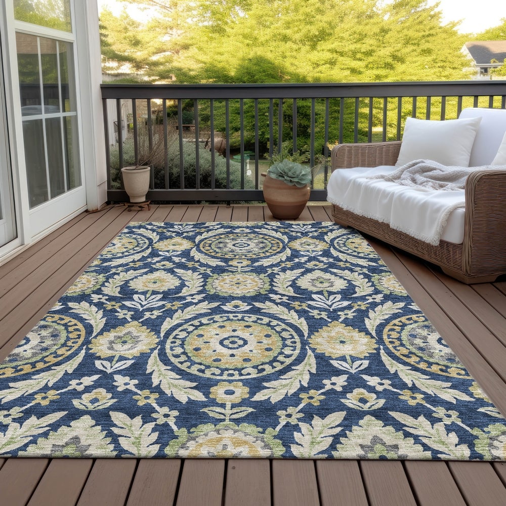 Machine Washable Indoor/ Outdoor Chantille Suzani Boho Rug
