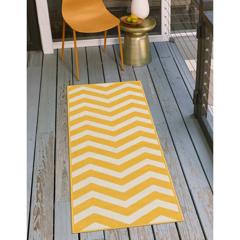 Outdoor Trisha Collection Area Rug - Yellow - 2'x8'