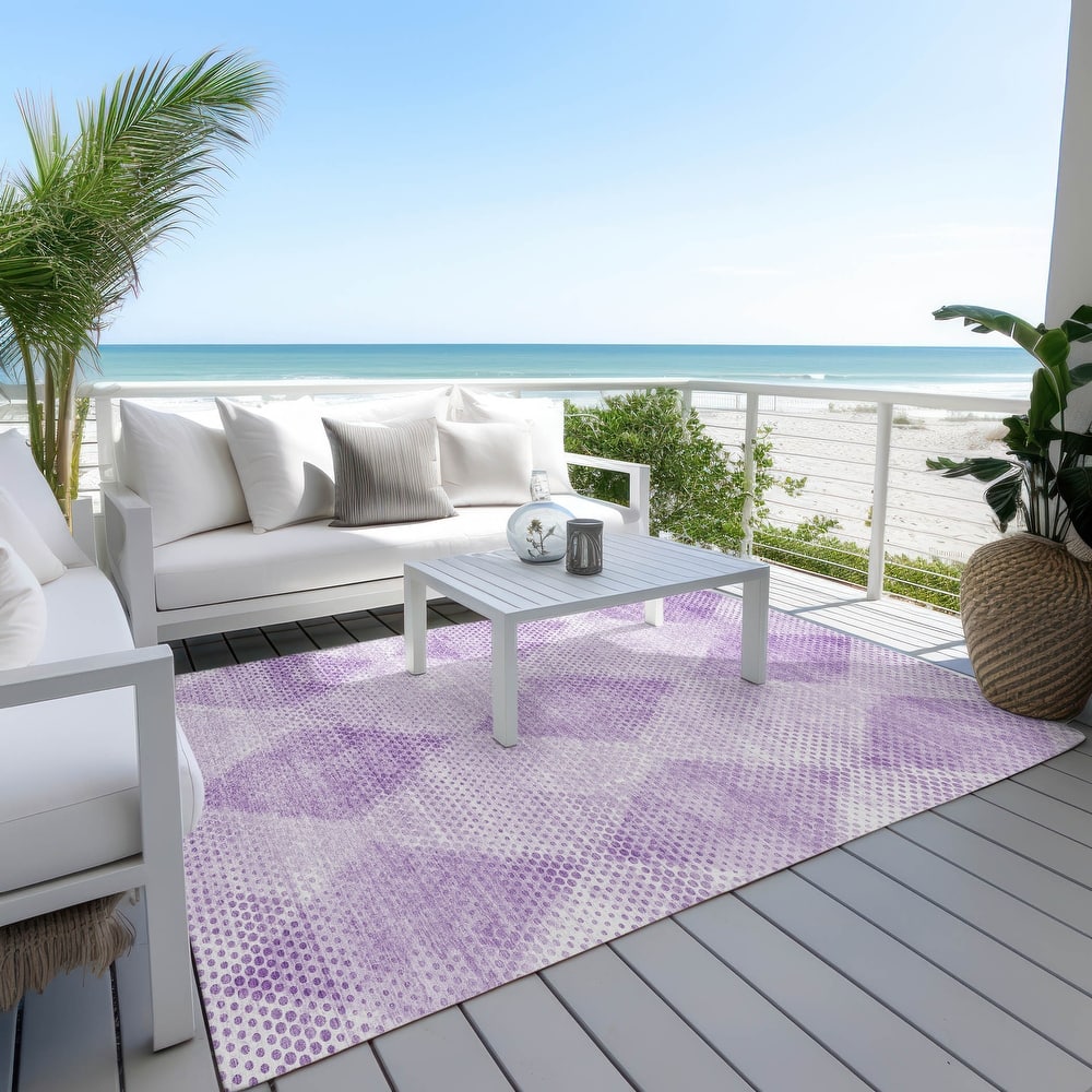 Machine Washable Indoor/ Outdoor Modern Diamonds Chantille Rug