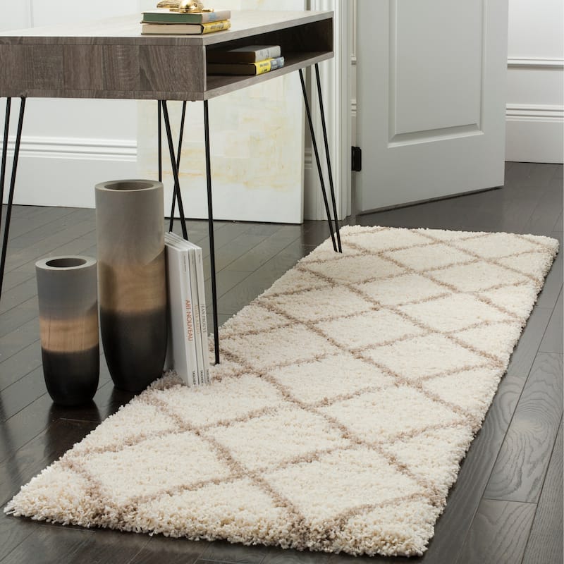 SAFAVIEH Hudson Shag Estella Diamond Trellis 2-inch Thick Rug - 2'3" x 8' Runner - Ivory/Beige - Runner