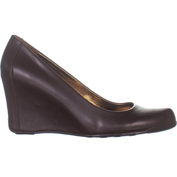 kenneth cole reaction did u tell wedge pumps