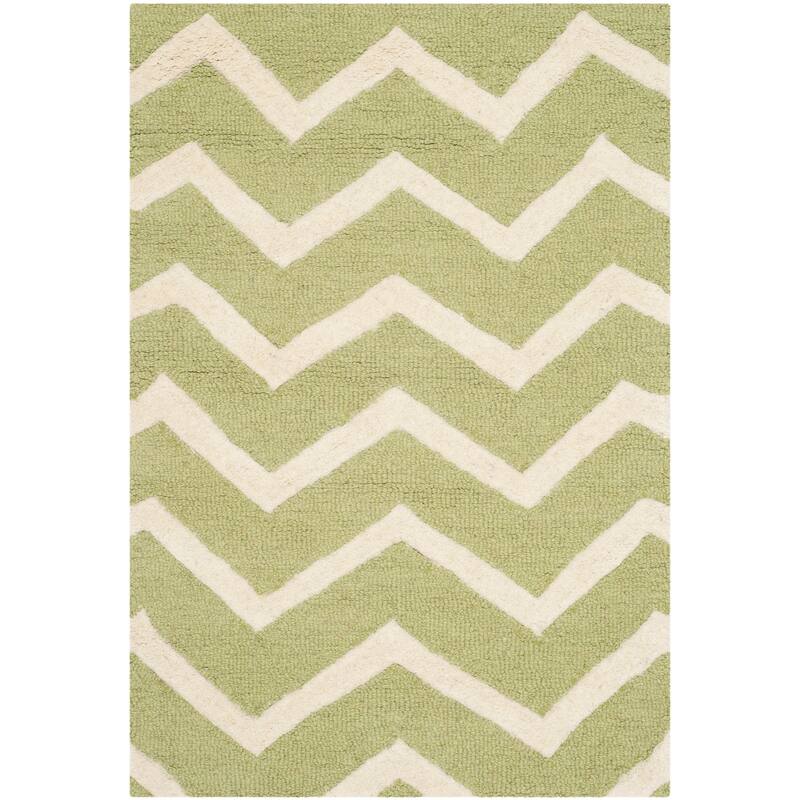 SAFAVIEH Handmade Cambridge Terttu Chevron Wool Rug - 2' x 3' - Green/Ivory