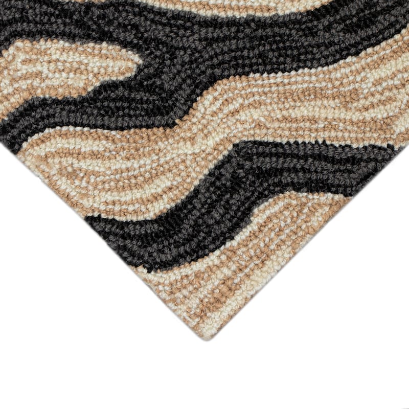 Liora Manne Ravella Zebra Indoor/Outdoor Rug