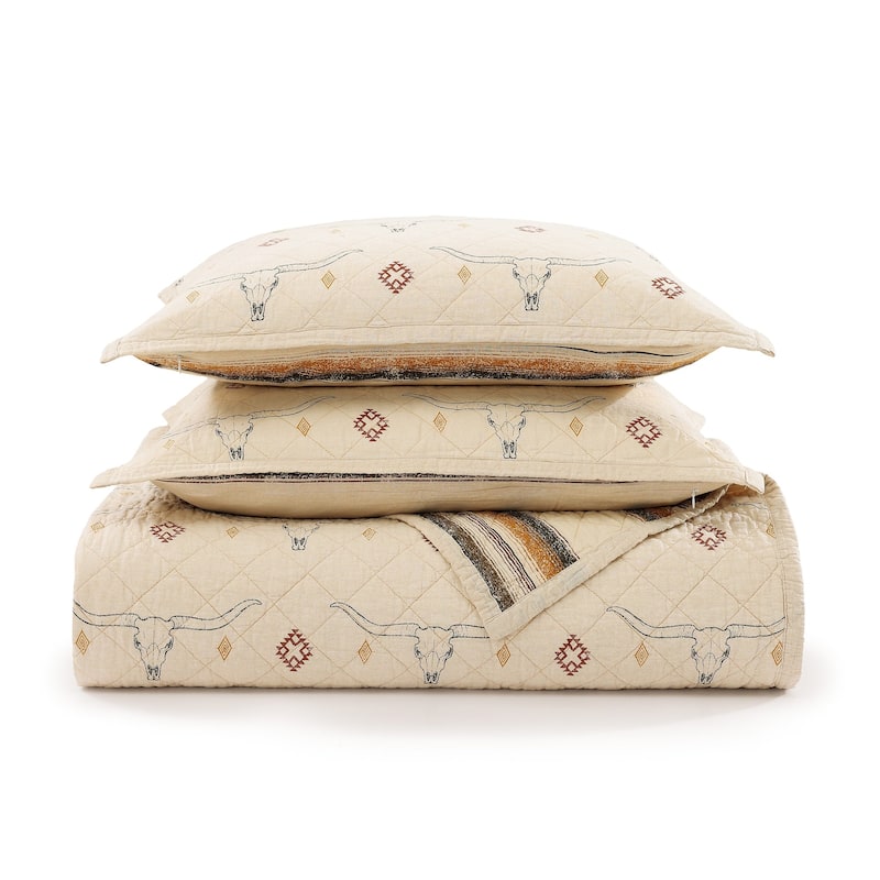 Paseo Road Maverick Longhorns Rustic Western Skull and Vintage Stripes Pattern 3 Piece Reversible Quilt with Pillow Shams