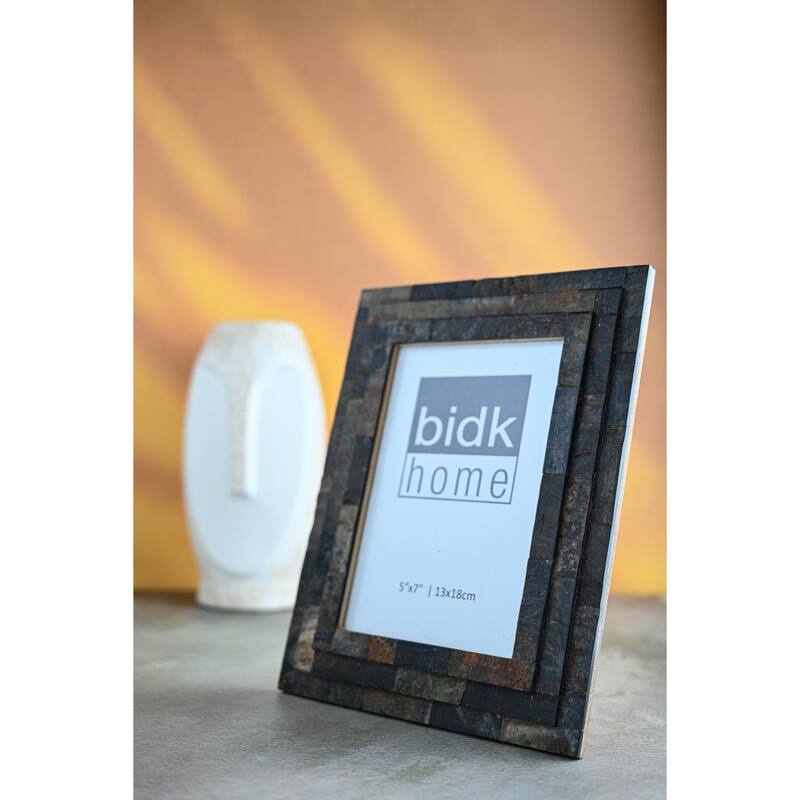 Step Horn Rectangular Picture Frame - for 5" x 7" Photo - Black