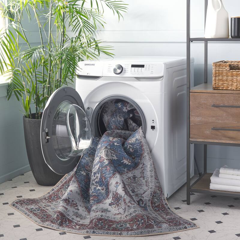 SAFAVIEH, Tucson Machine Washable Slip Resistant Therese Oriental Medallion - 4' Square - Navy/Red