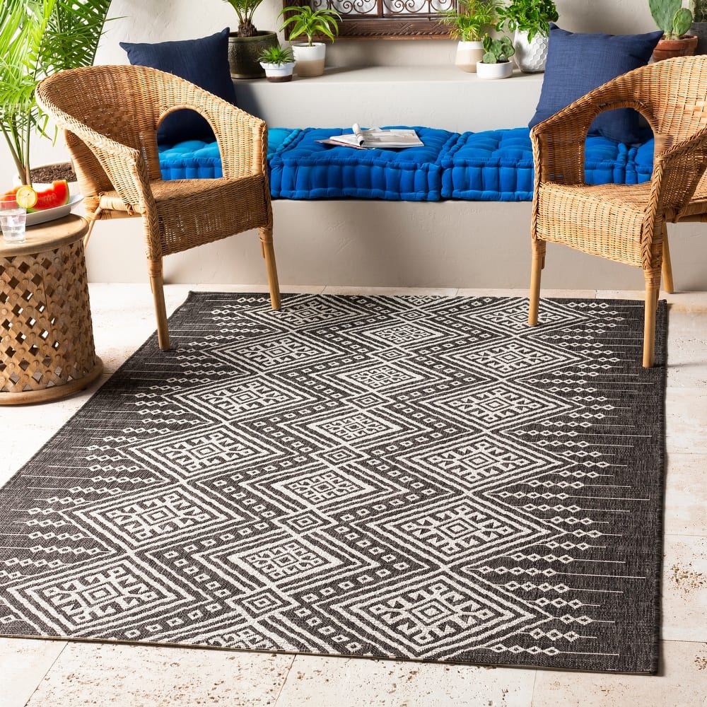 Livabliss Eagean Global Indoor/Outdoor Area Rug
