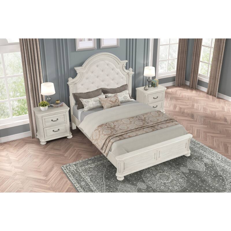 Roundhill Furniture Nelson French Traditional 3-Piece Bedroom Set, Antique White