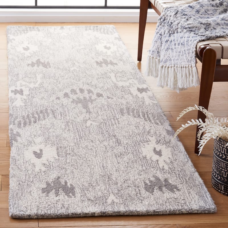 SAFAVIEH Handmade Ikat Engeltje Bohemian Wool Rug - 2'3" x 8' Runner - Grey/Ivory