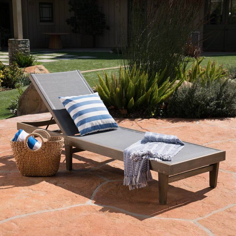 Outdoor solid wood frame mesh chaise lounge chair
