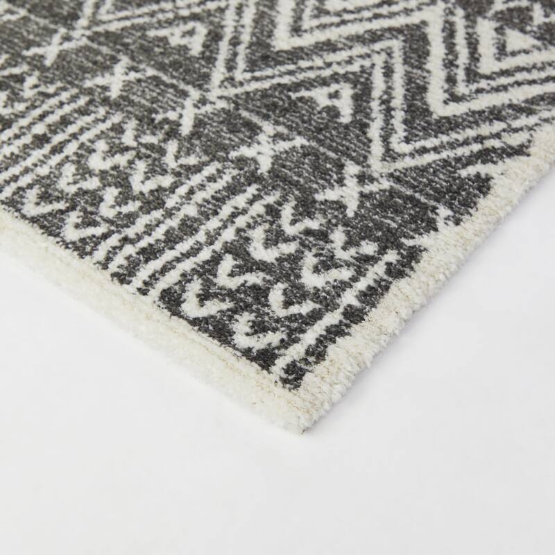 Ardennes Chevron Border Area Rug