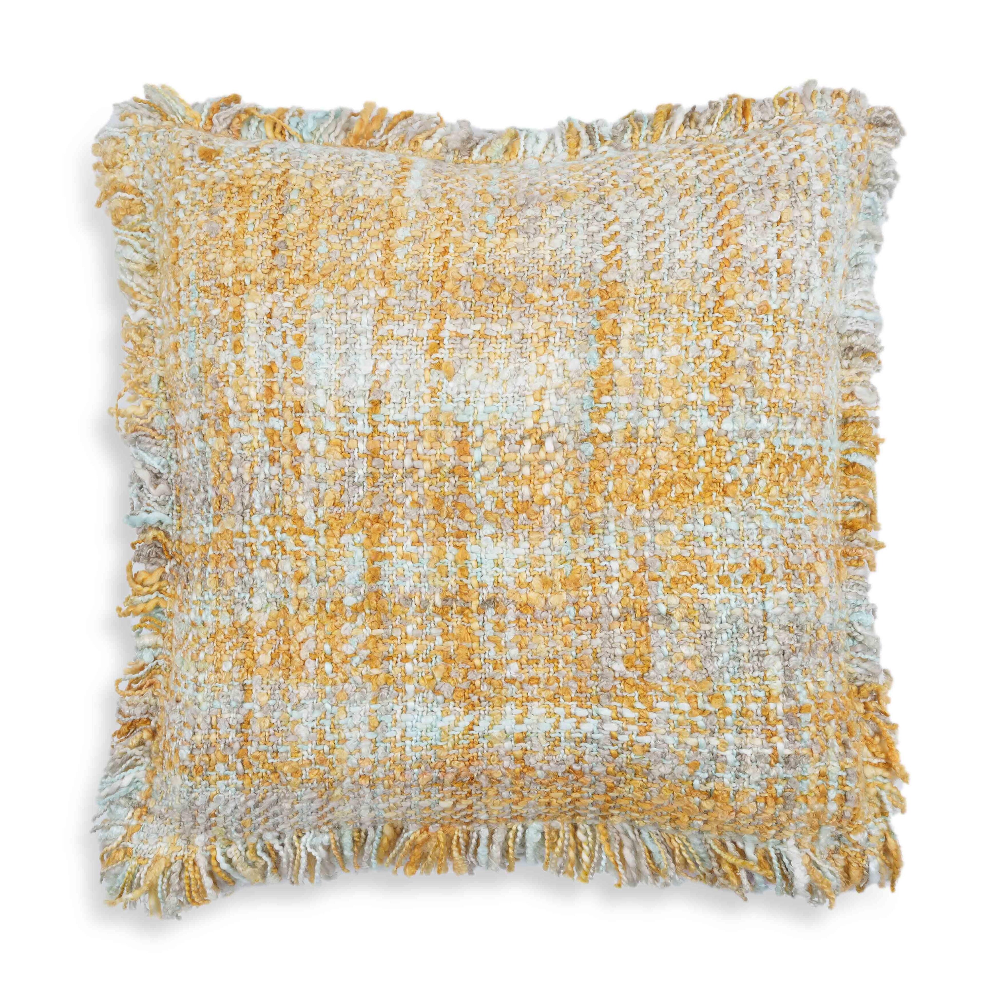 Yellow textured pillow 2025