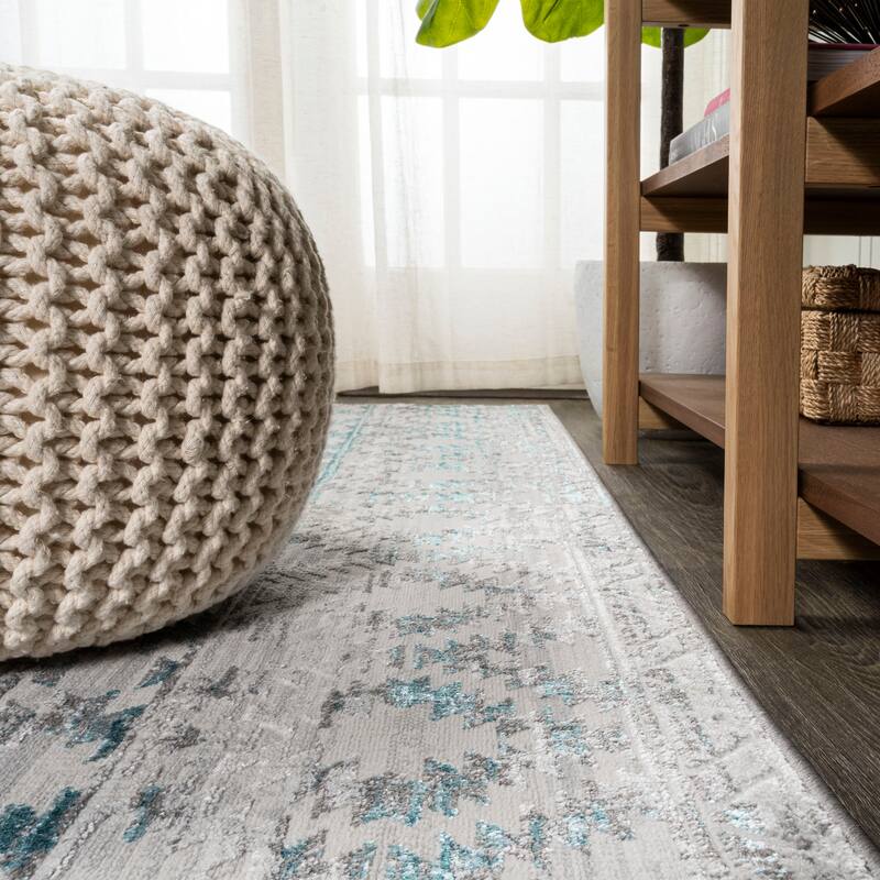 JONATHAN Y Ethan Faded Trellis Area Rug