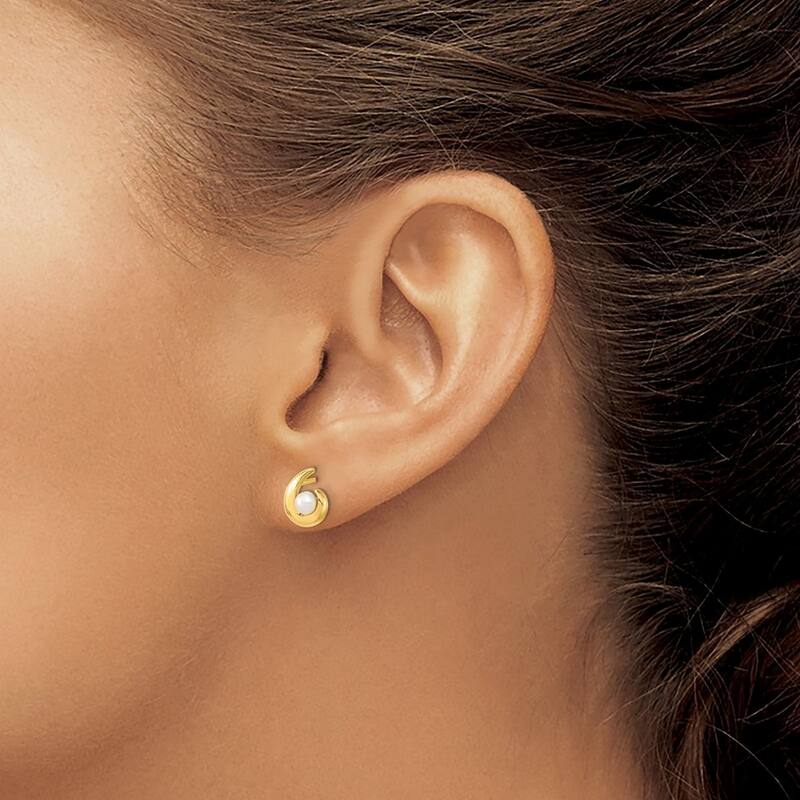Curata 14k Yellow Gold Freshwater Cultured Pearl Post Earrings 9.1x6.29mm