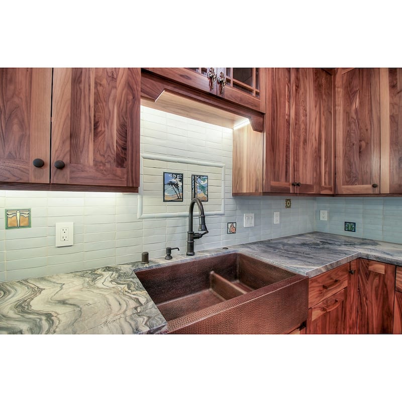 33-in Hammered Copper Apron Front 70/30 Double Basin Kitchen Sink with Short 5-in Divider (KA70DB33229-SD5)