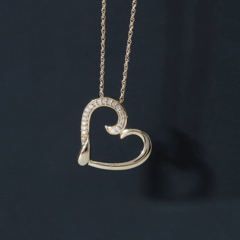 1/20ct TDW Diamond Heart Pendant Necklace in 10K Yellow Gold for Women