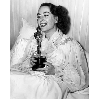 1945 Joan Crawford Receives Her Best Actress Oscar In Her Sick Bed ...