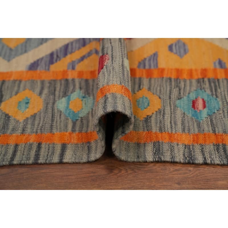 Hand Woven Oriental 100% Wool Carpet Southwestern Tribal Multi-Colored Kilim Area Rug - 7' 10'' X 5' 10''