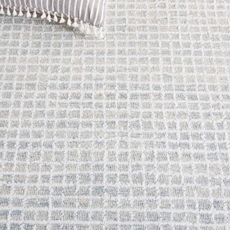 SAFAVIEH Handmade Abstract Germinia Contemporary Rug