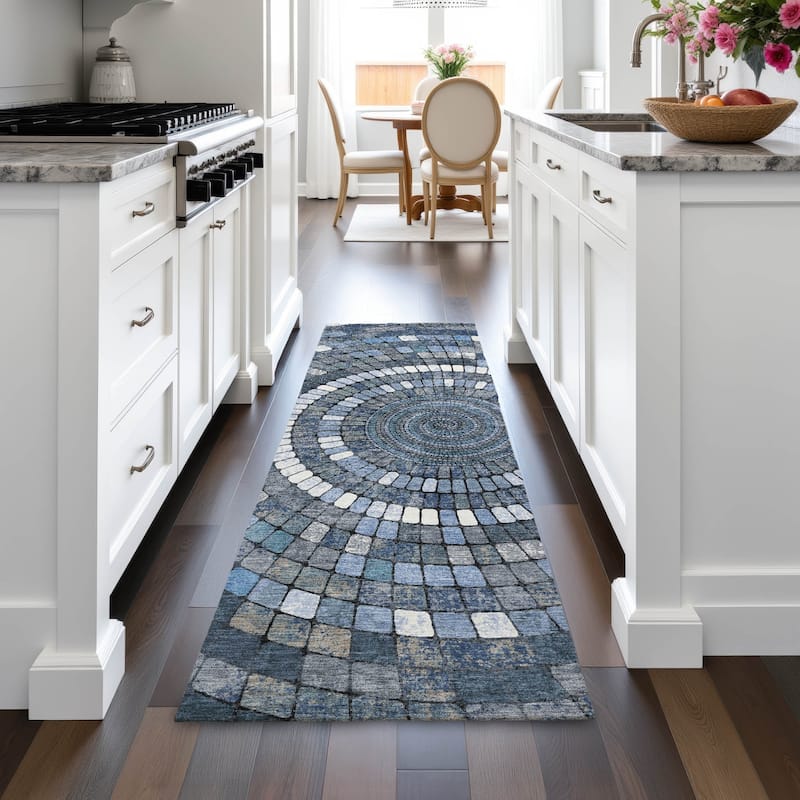 Machine Washable Indoor/Outdoor Contemporary Pinwheel Chantille Rug