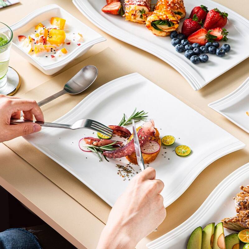MALACASA Flora Porcelain Dinnerware Set (Service for 6)