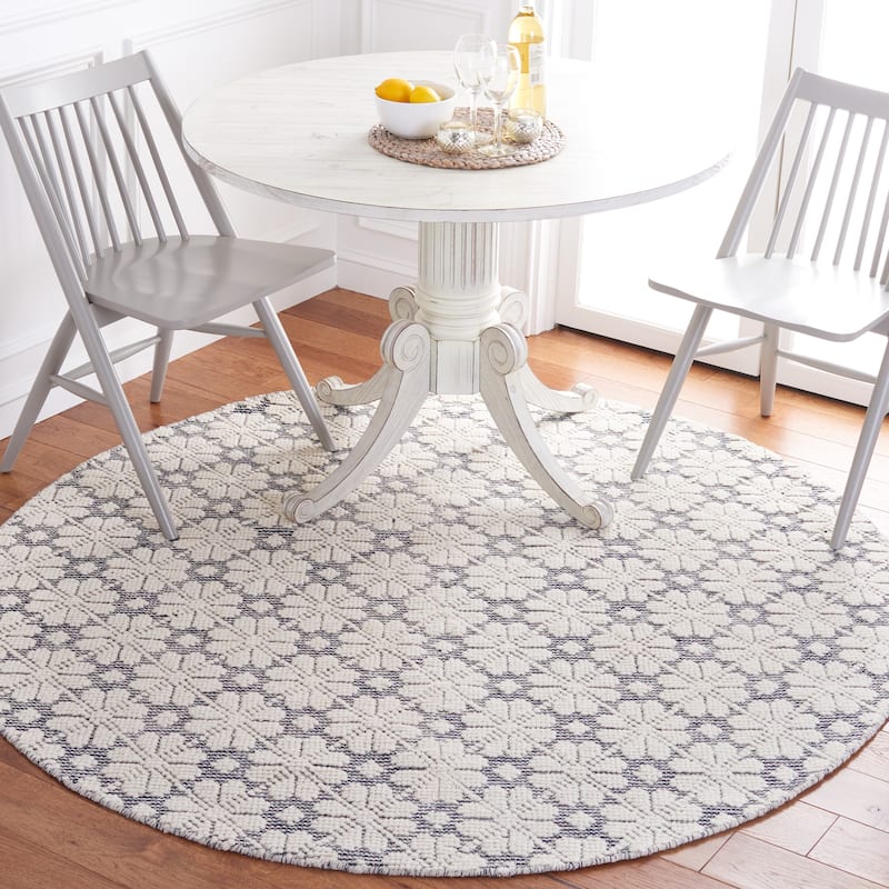 SAFAVIEH Handmade Vermont Jolie Wool Rug - 6' Round - Ivory/Navy