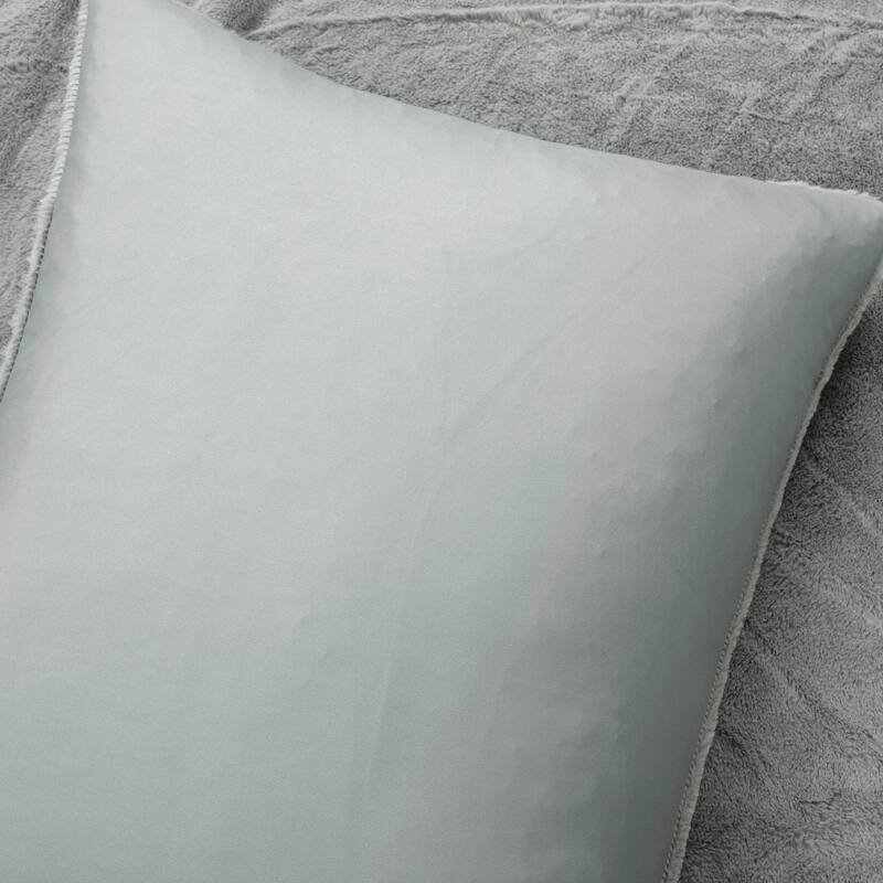 Lush Decor Modern Solid Ultra Soft Faux Fur Light Weight All Season Comforter Set
