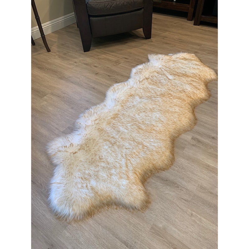 Highland Select Natural Long Wool Sheepskin 2 Pelt Shag Rug - 2' x 5'5"