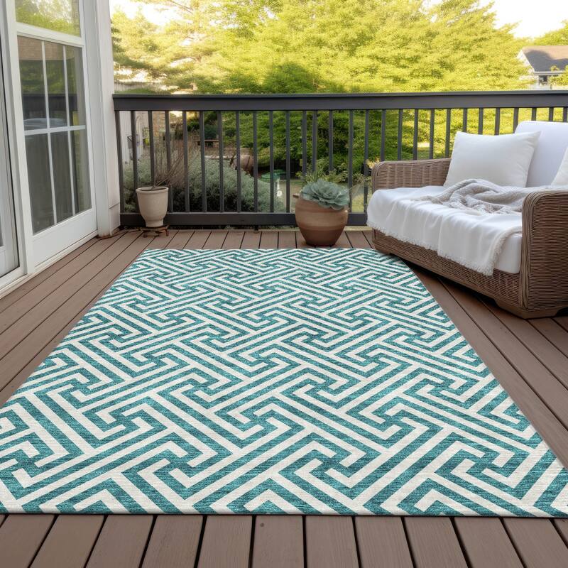 Machine Washable Indoor/ Outdoor Chantille Geo Modern Rug - Teal - 8' x 10'