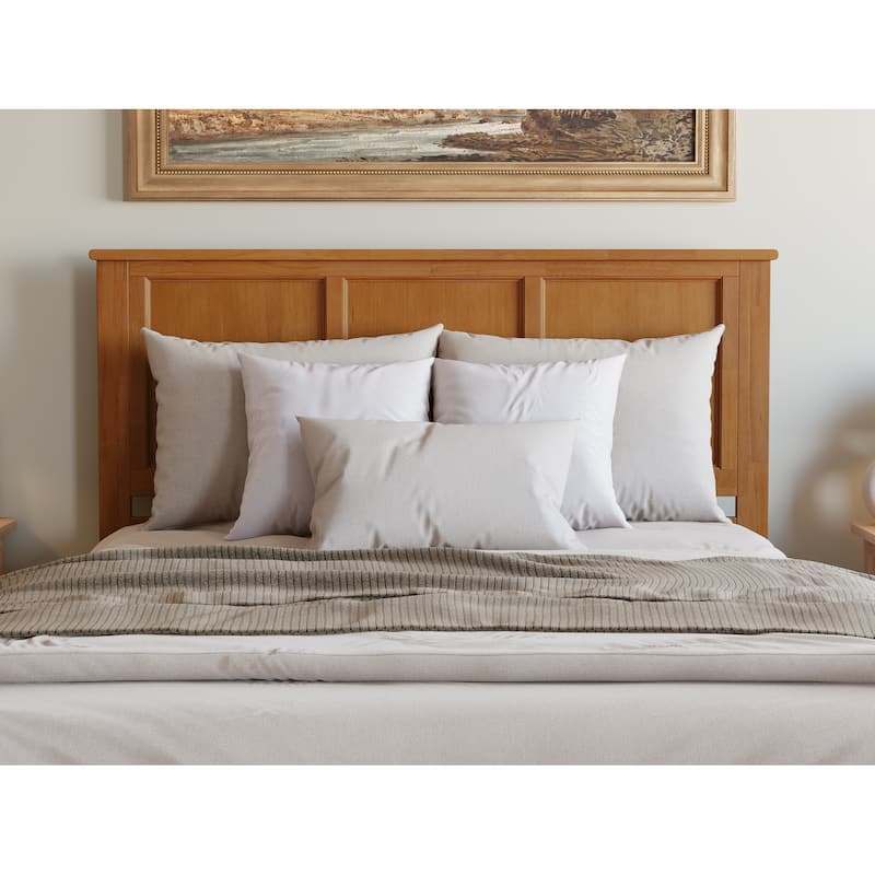 AFI, Madison Foundation Bed with Attachable USB Charger