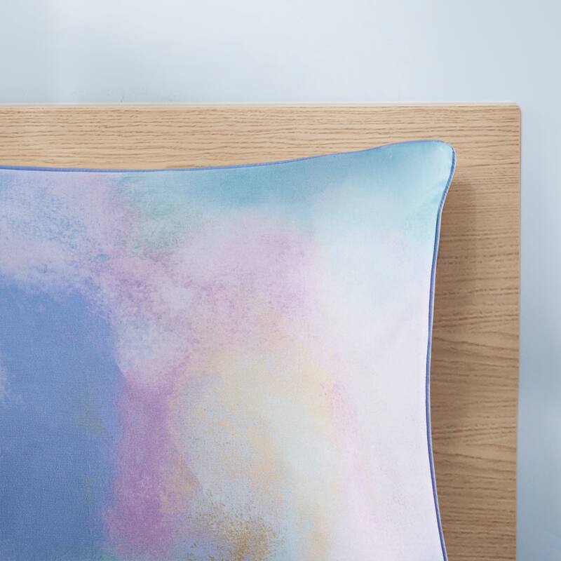 Intelligent Design Karissa Watercolor Tie Dye Printed Duvet Cover Set with Throw Pillow