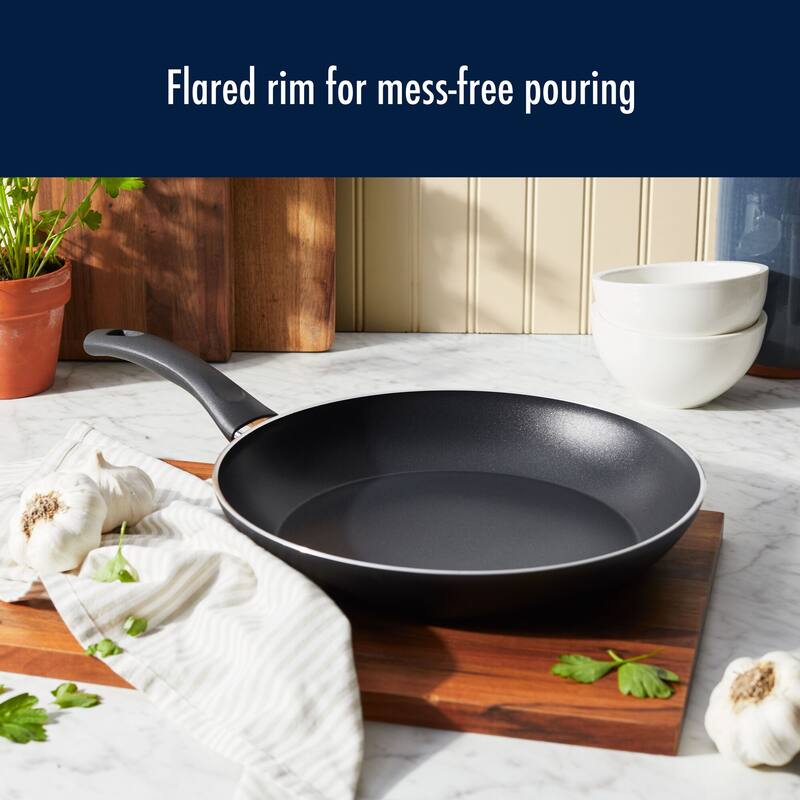 Henckels Everlift 2-pc Traditional Nonstick Fry Pan Set - 10-in & 12-in - Black