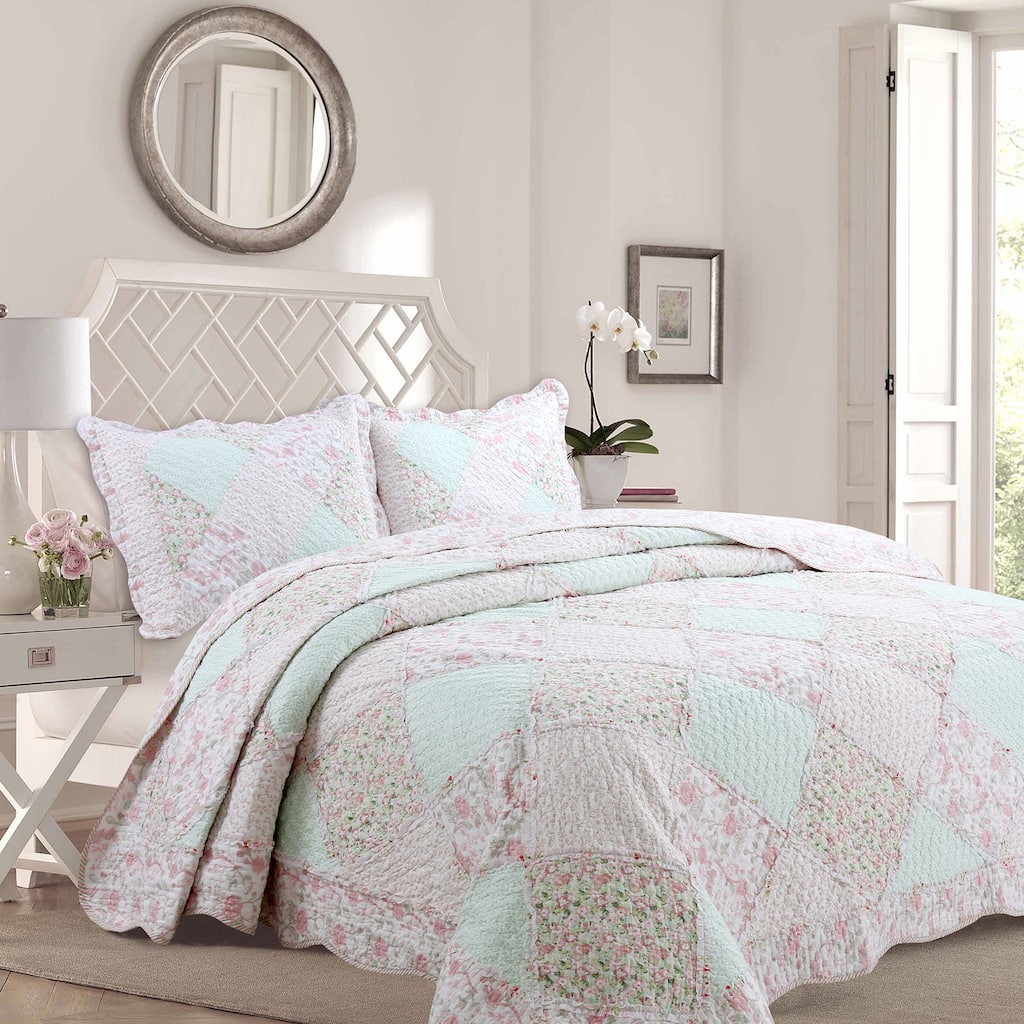 Cozy Line Rosa Floral Patchwork Reversible Cotton Quilt Bedding Set